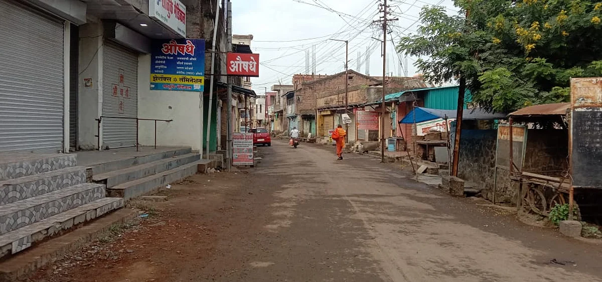 श्रीरामपूर व बेलापूर बंदला उस्फूर्त प्रतिसाद