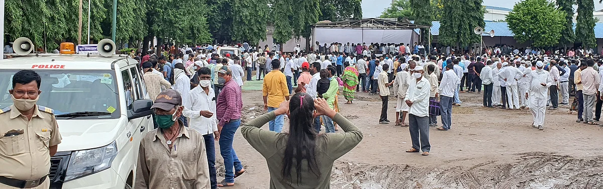 लोकनियुक्त सरपंच राऊत यांच्या विरोधातील अविश्वास ठराव मंजूर
