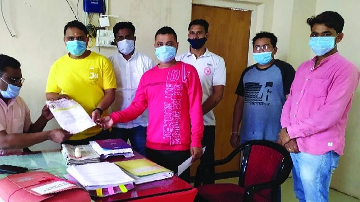 धडगावात हातगाडीवर औषधांची विक्री ?