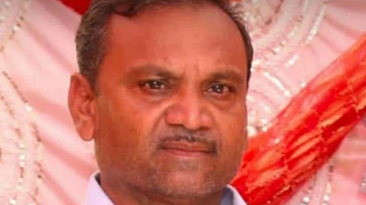 कर्जबाजारीमुळे विषप्राशन करून शेतकर्याची आत्महत्या