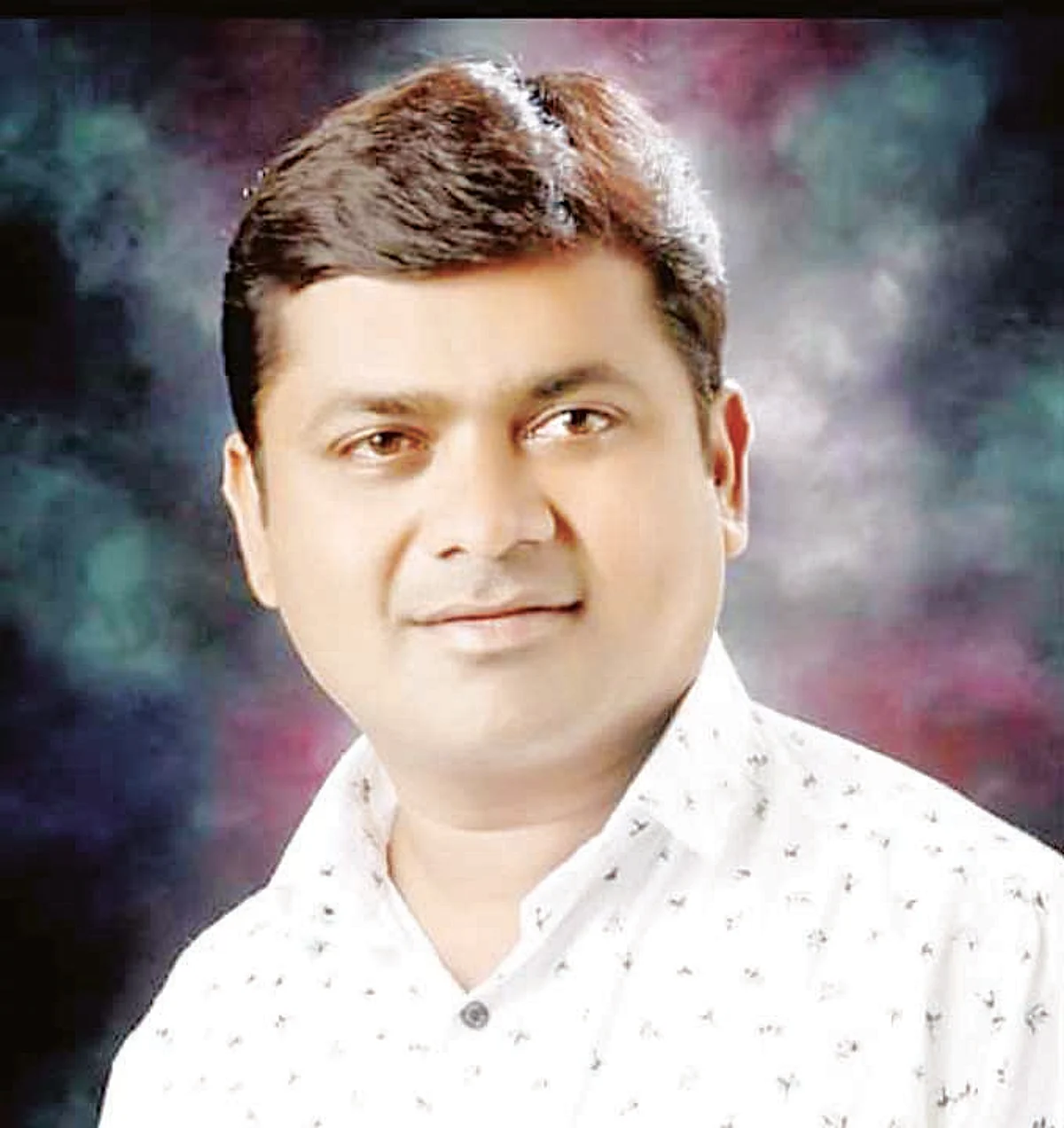 मुख्यालयी नसलेल्यांवर कारवाई करा