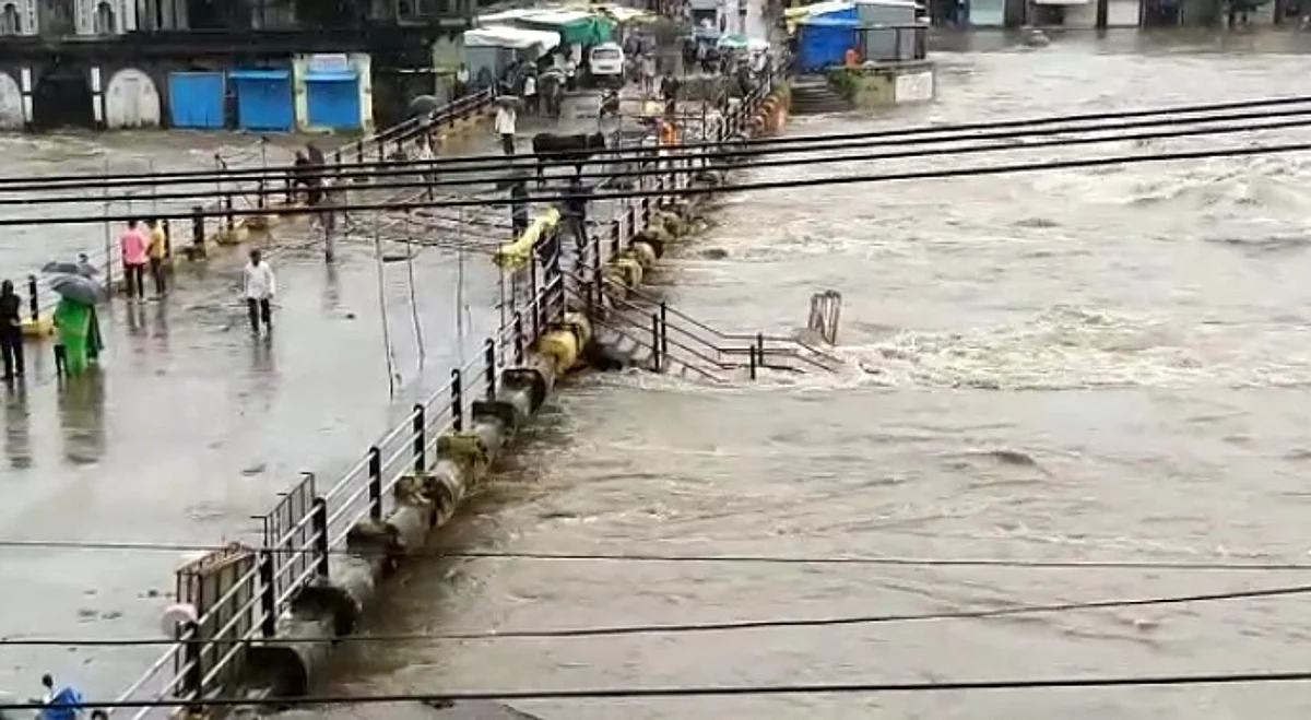 पाऊस थांबला, गोदावरीचा विसर्ग बंद