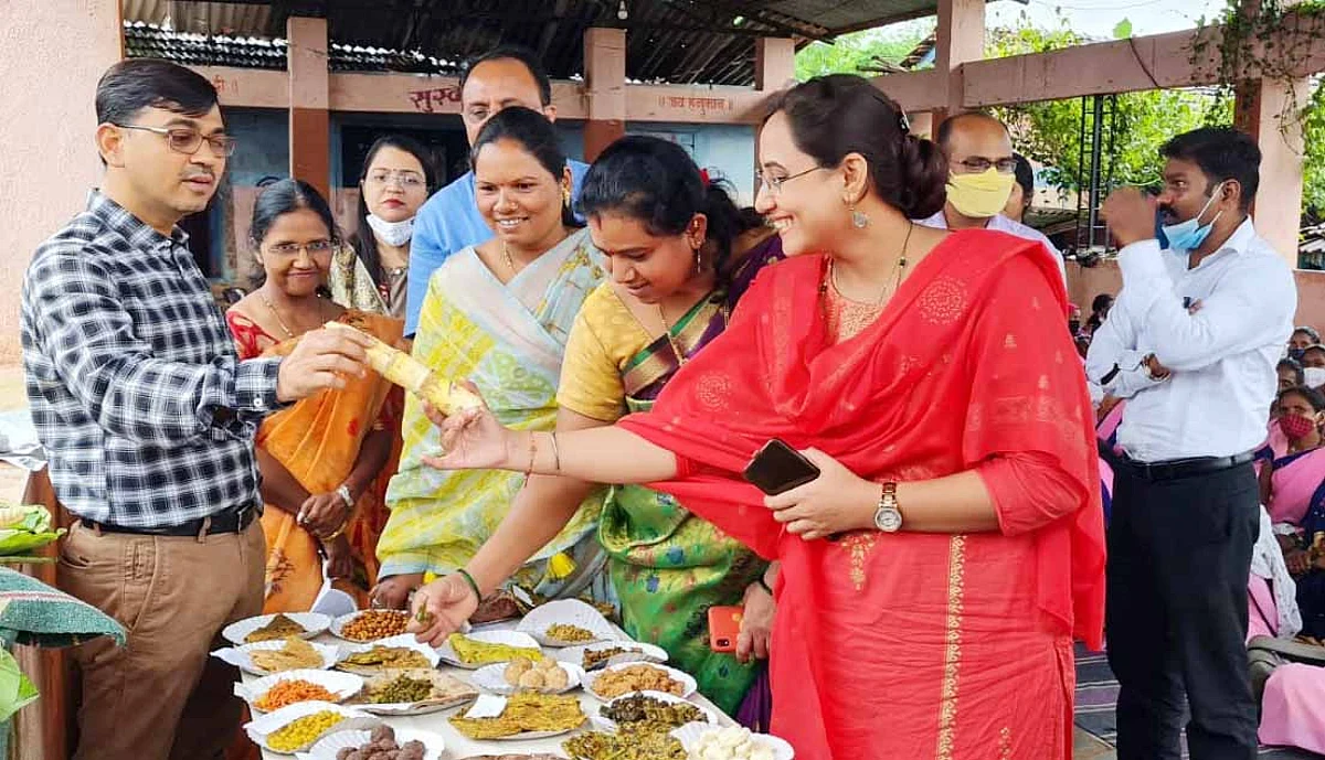 ‘सही पोषण - देश रोषण’मध्ये प्रदर्शन