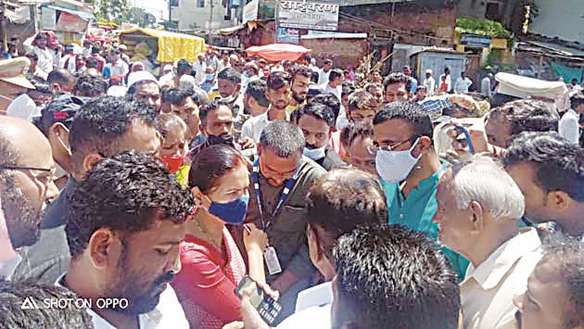 आपद्ग्रस्तांना मदतीसाठी पाठपुरावा