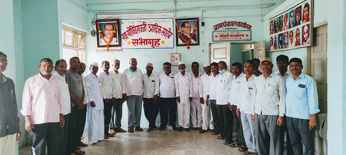 स्व. ससाणे यांच्या प्रतिमेची पुनर्स्थापना