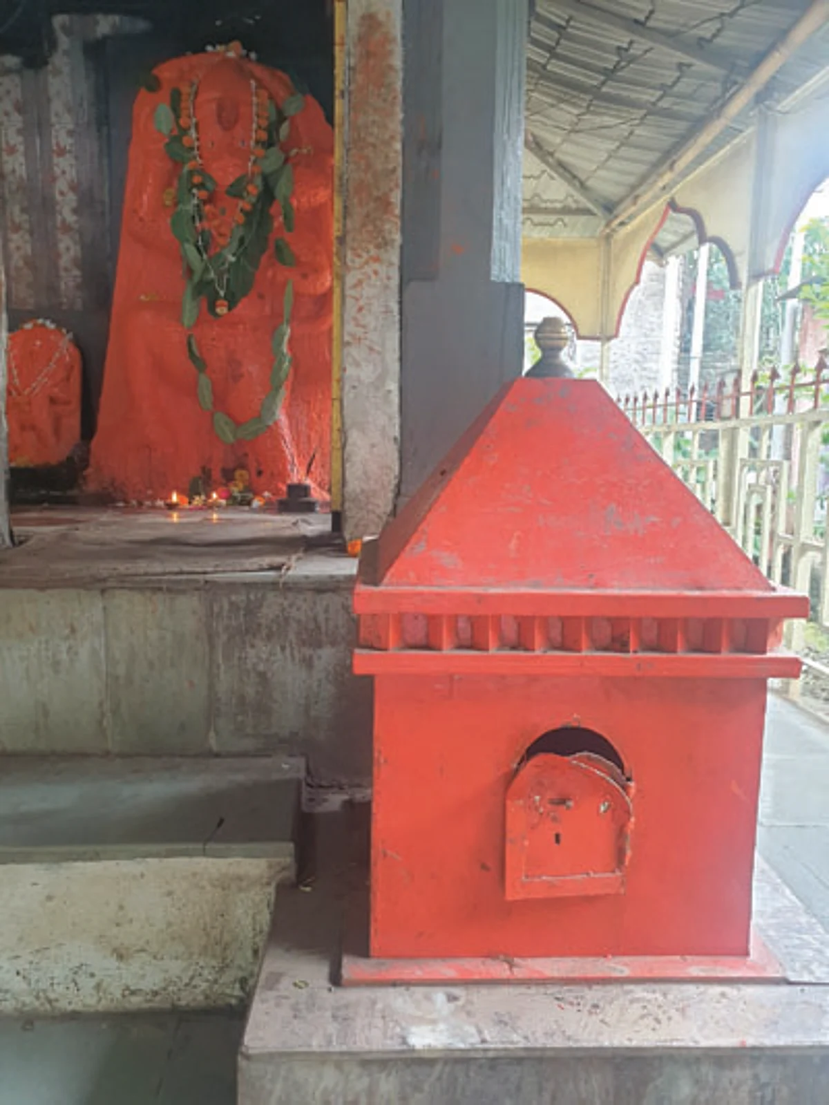 सोनईतील मारुती मंदिराची दानपेटी फोडली