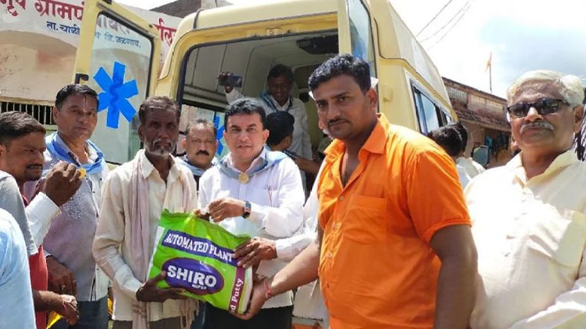 चाळीसगाव : पुरग्रस्तांसाठी मायेचा आधार