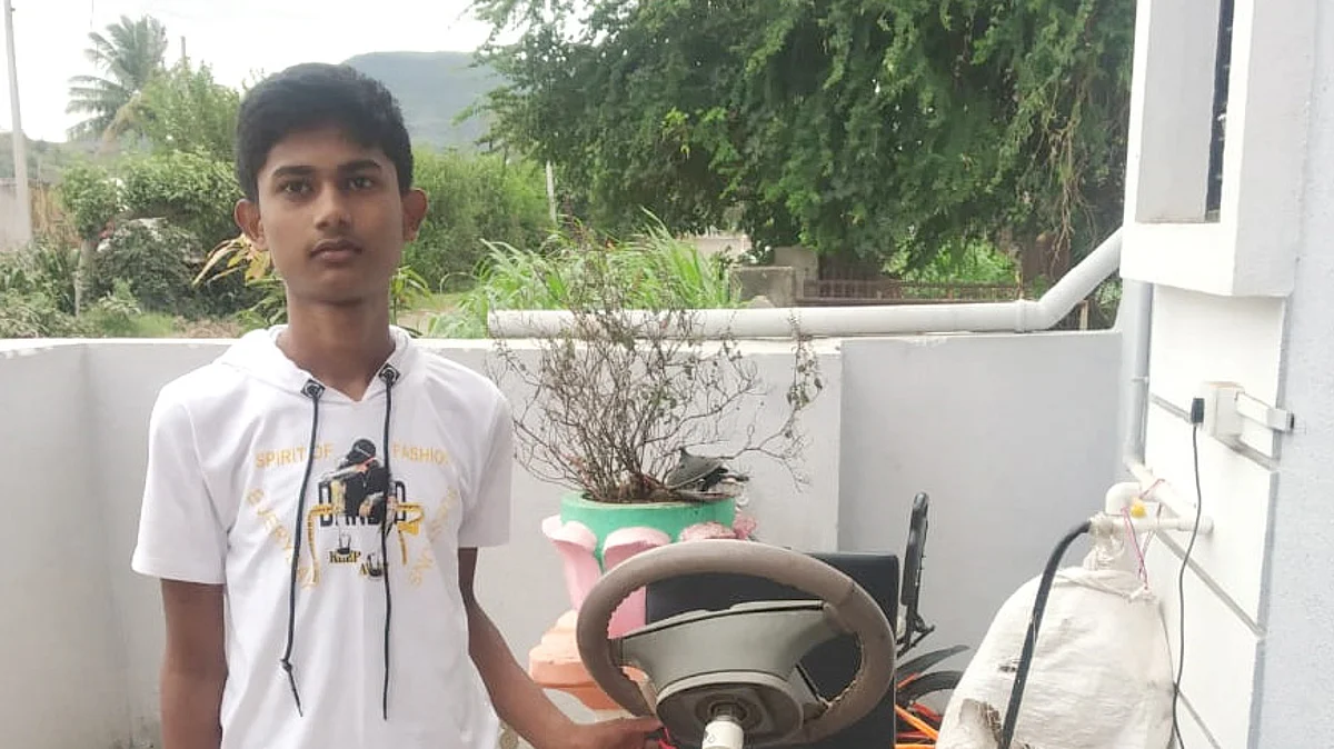 सोहम उत्तम शेणकर हा विद्यार्थी उद्याचा अकोल्याचा संशोधक ?