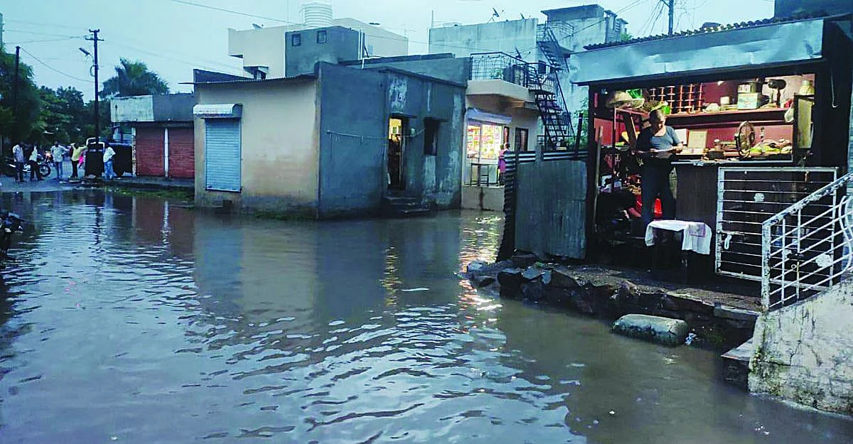 धुळ्यात मुसळधार पाऊस