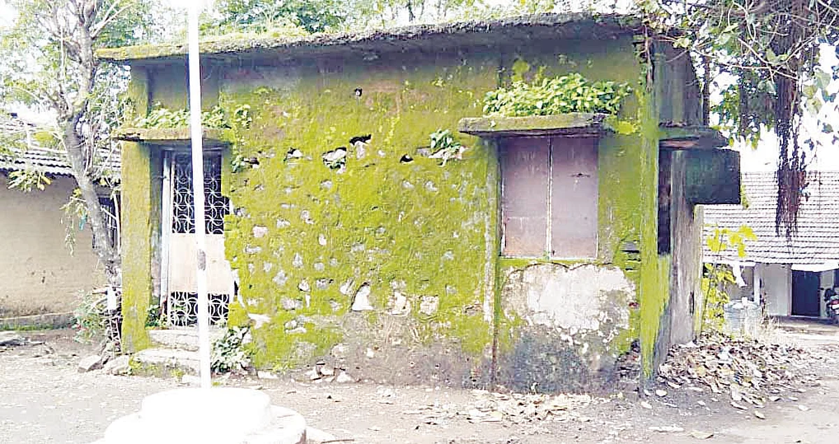 पोलीस दूरक्षेत्र इमारतीची दुरवस्था