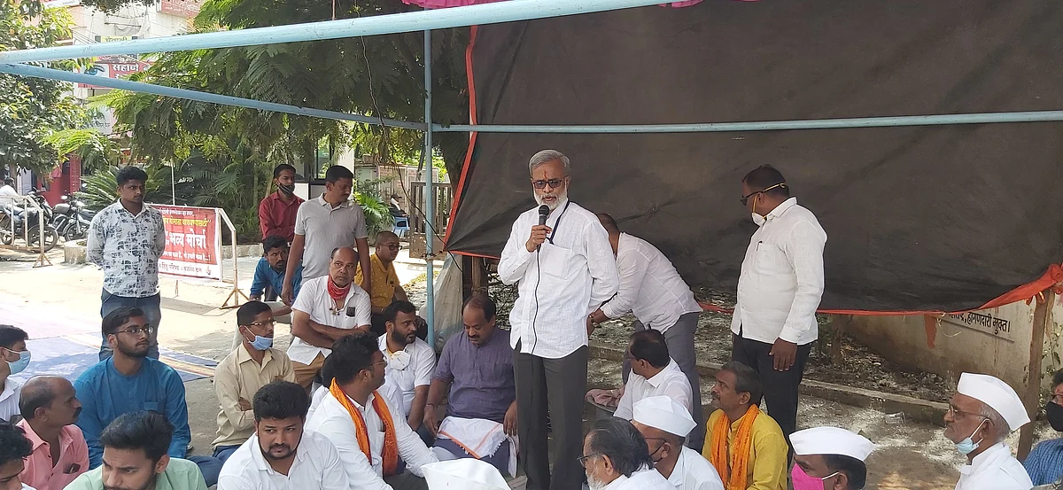 हिंदुत्ववादी संघटनांचे संगमनेरातील बेमुदत ठिय्या आंदोलन तूर्त स्थगित