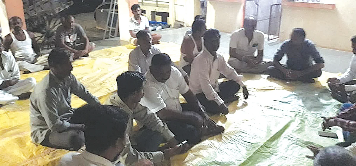 बिबट्यामुळे शेतकरी झालेत भयभीत