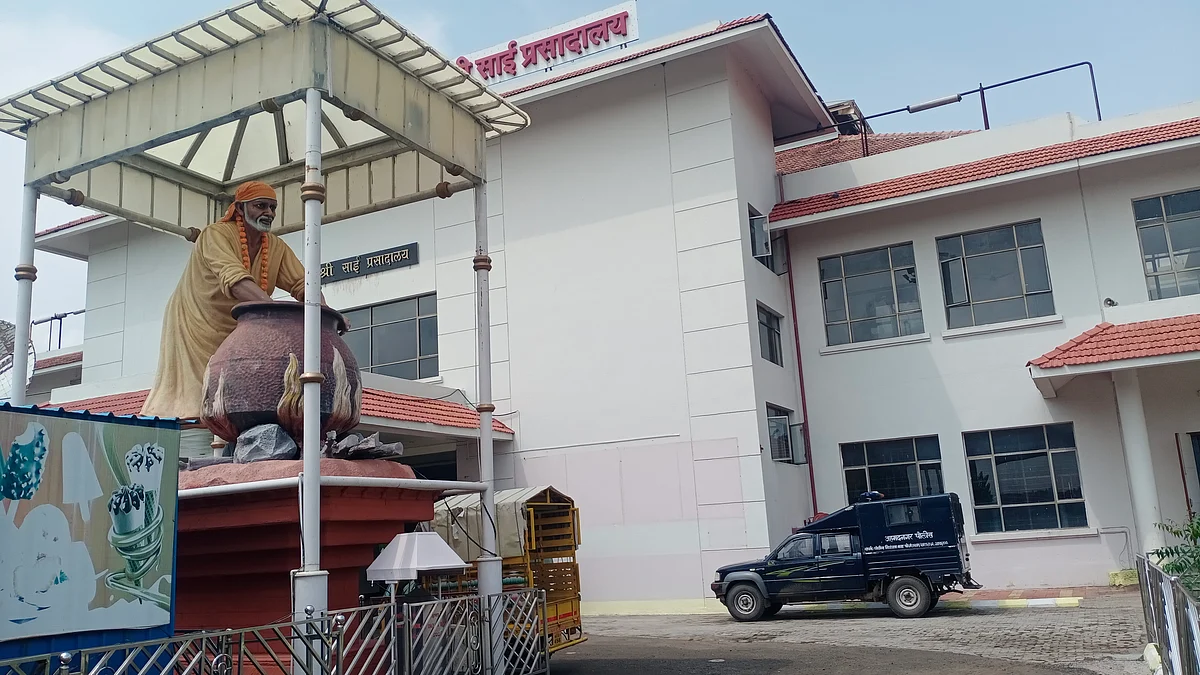 साईबाबांचे प्रसादालय अटीशर्तीचे पालन करून सुरु करण्याची मागणी