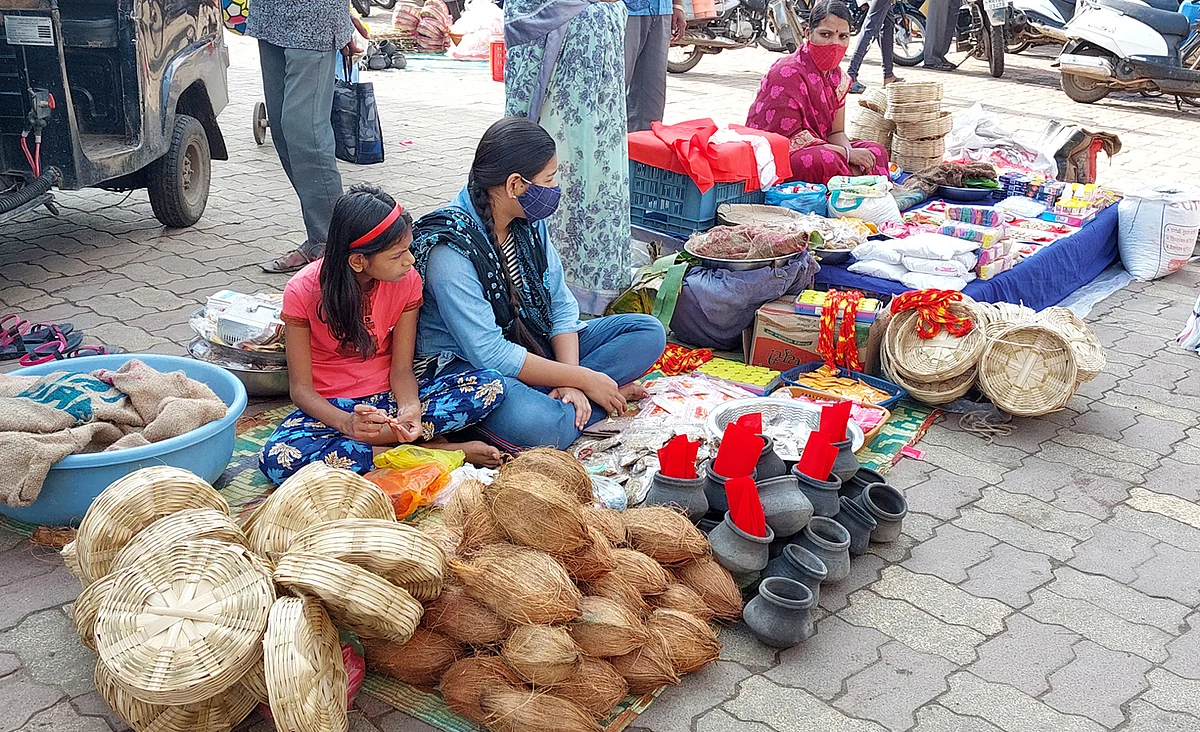 Photo : नवरात्रोत्सवासाठी नगरकर सज्ज
