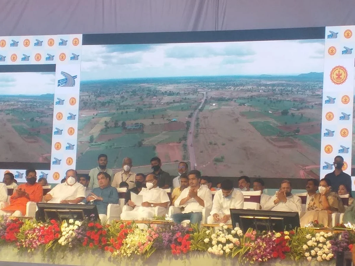 केंद्रीय मंत्री नितीन गडकरी यांच्या हस्ते सहा प्रकल्पांचे भूमिपूजन आणि पाच रस्त्यांचे लोकापर्ण