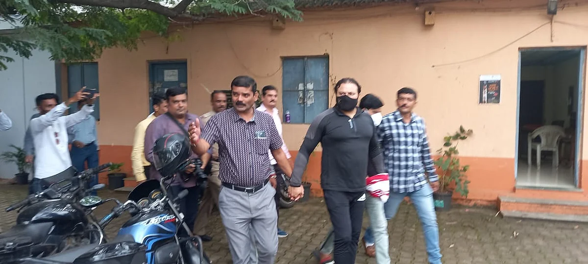 रम्मी राजपूतसह बंधू जिम्मी पोलीस कोठडीत