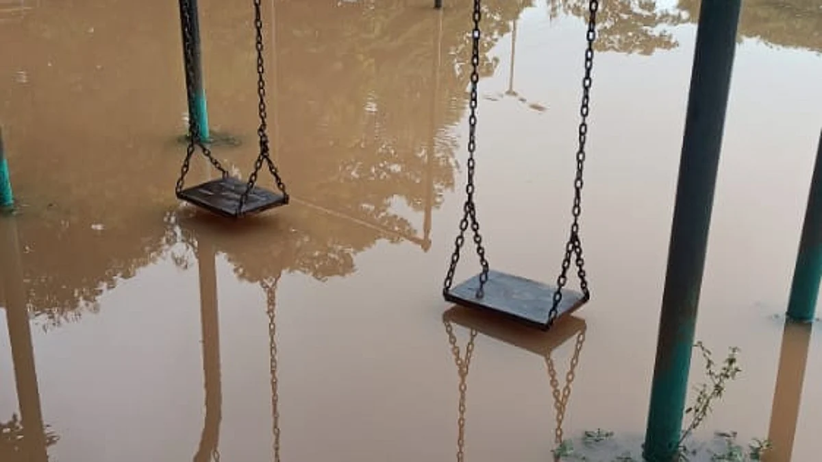 जॉगिंग ट्रॅक बुडाला डबक्यात