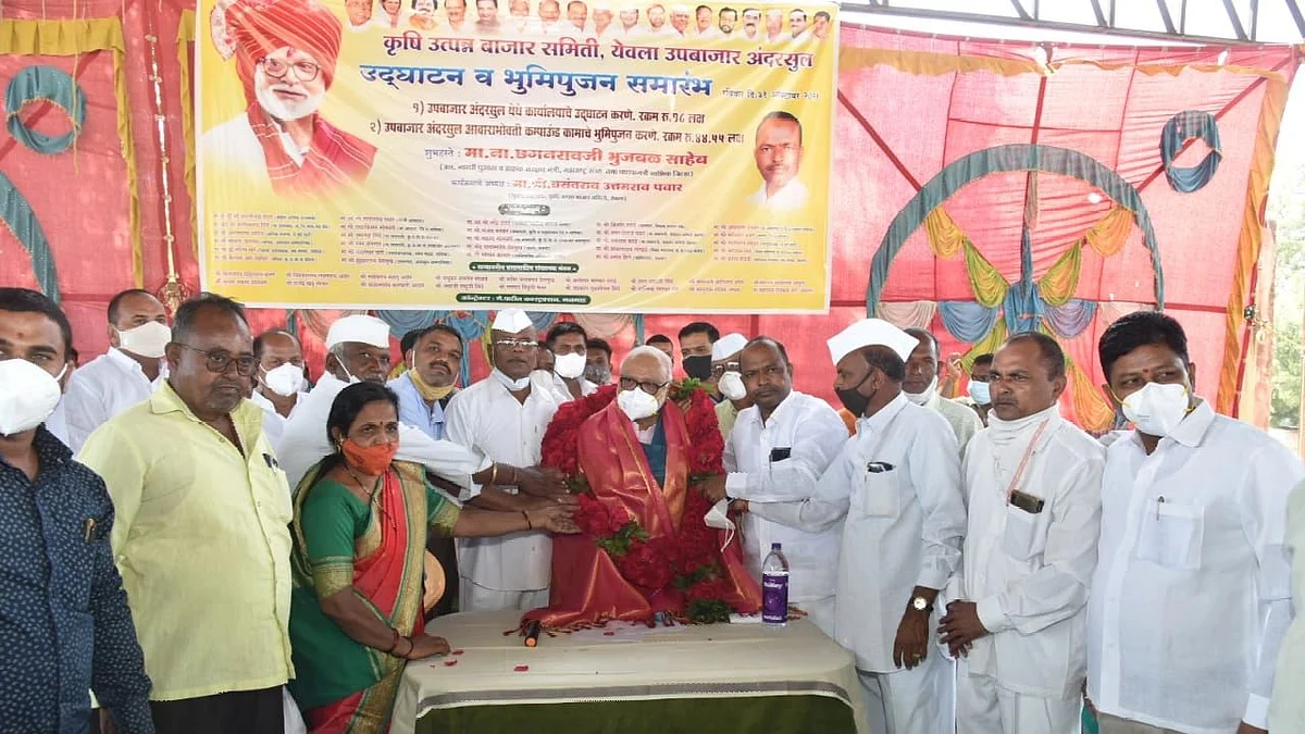 दिवाळीच्या आत शेतकऱ्यांच्या खात्यावर पैसे जमा करा : पालकमंत्री