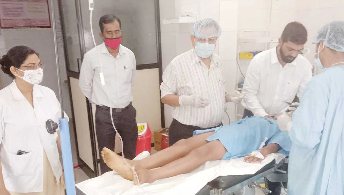 दिंडोरी ग्रामीण रुग्णालयात विद्यार्थ्यांच्या शस्त्रक्रिया