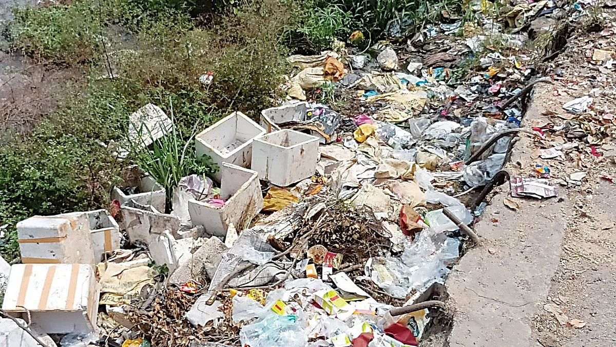 प्रभाग 11 : समस्यांबाबत अधिकारी उदासीन