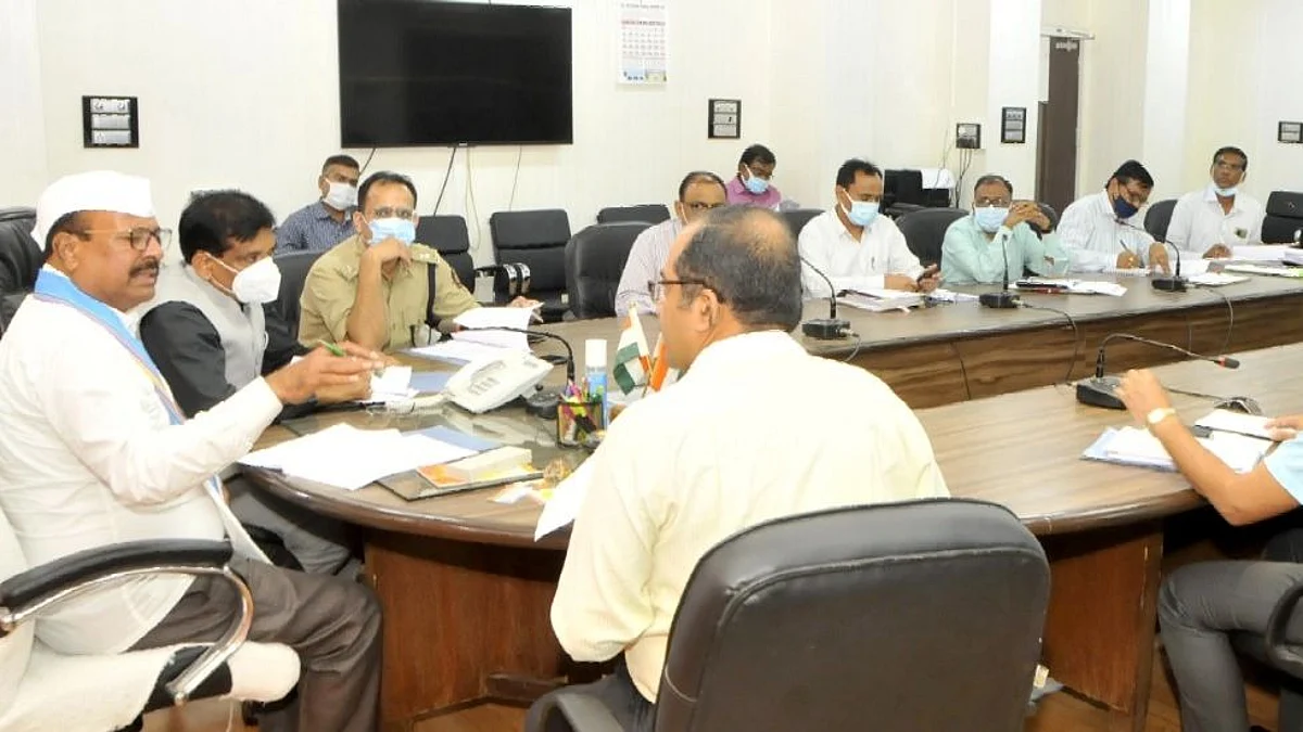 शेतकऱ्यांना तातडीने मदतीसाठी प्रयत्न करणार-राज्यमंत्री अब्दुल सत्तार