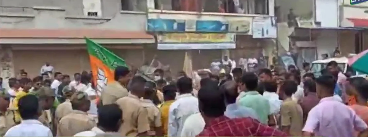 बंदला गालबोट : महाविकास आघाडी-भाजपच्या कार्यकर्त्यांत हाणामारी, माजी नगराध्यक्ष जखमी