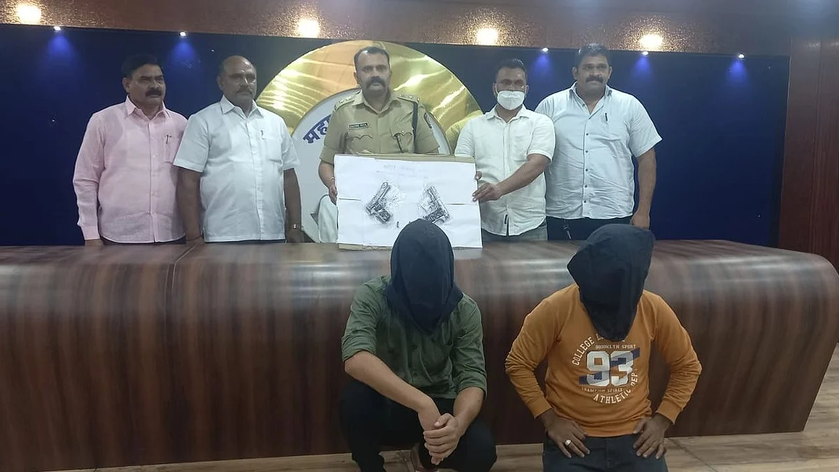 गावठी पिस्तुल बाळगणारे दोघे जेरबंद