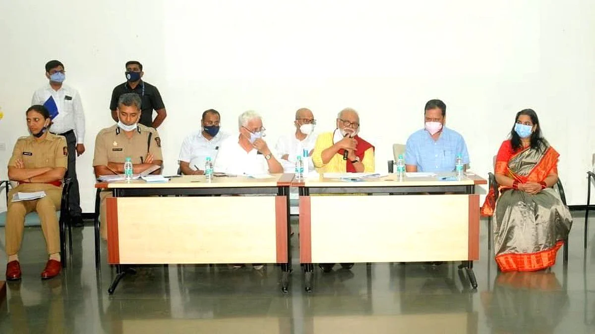 ‘साहित्यिकांच्या स्वागताला सज्ज व्हा’
