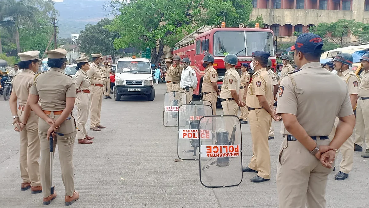त्र्यंबकला छावणीचे स्वरूप प्राप्त होते तेव्हा...