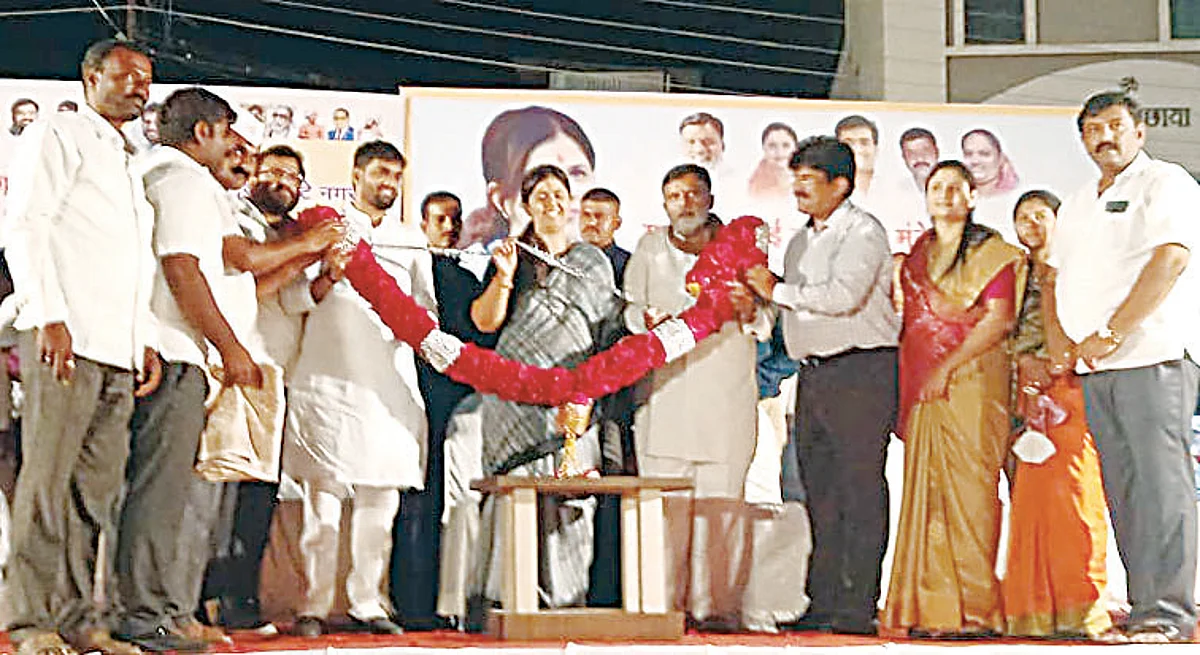 समर्पण करतो तोच नेता : मुंडे