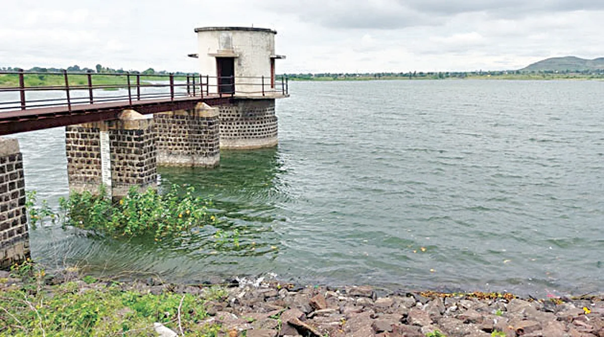 मनमाडमध्ये 15 दिवसांपासून पाणीपुरवठा खंडीत