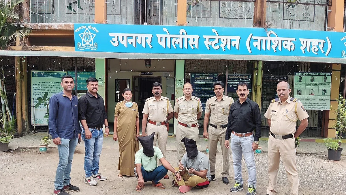 फसवणूक करणारे दोघे भामटे पोलिसांच्या ताब्यात