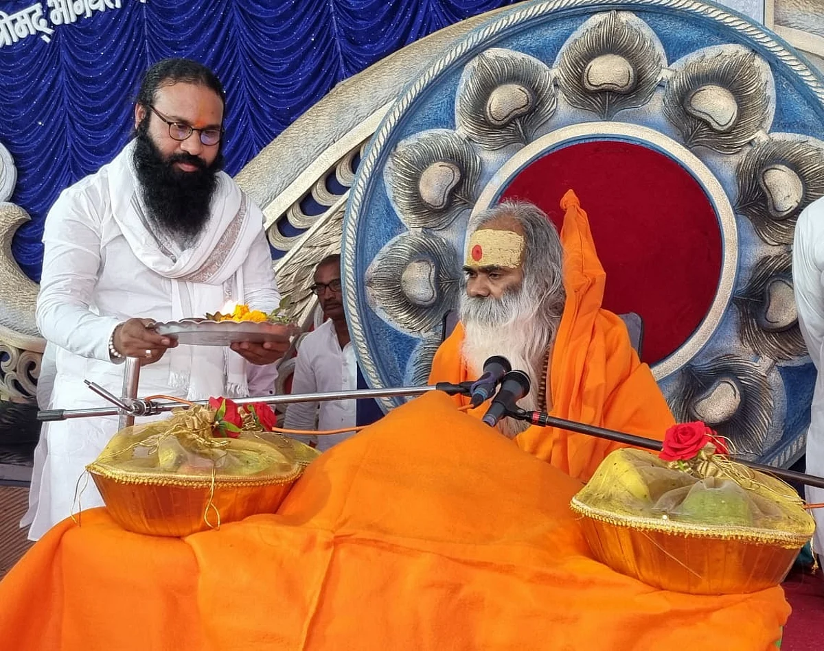 नद्यांचे शुद्धीकरण व वृक्षारोपण काळाची गरज - आचार्य अमृताश्रम स्वामी महाराज