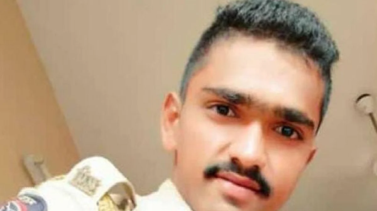 पोलीस कर्मचाऱ्याची आत्महत्या