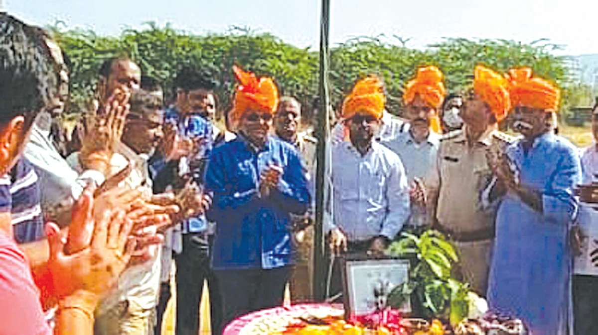 खान्देशातील या सुपूत्राला मिळाला
देशातील सर्वात मोठ्या अश्व यात्रेचा शुभारंभ करण्याचा माऩ