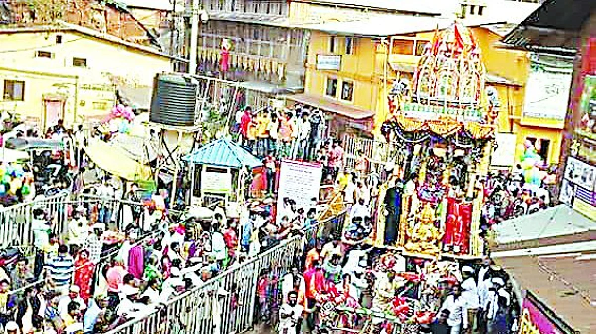 त्रिपुरी पौर्णिमेनिमित्त गुरुवारी रथोत्सव