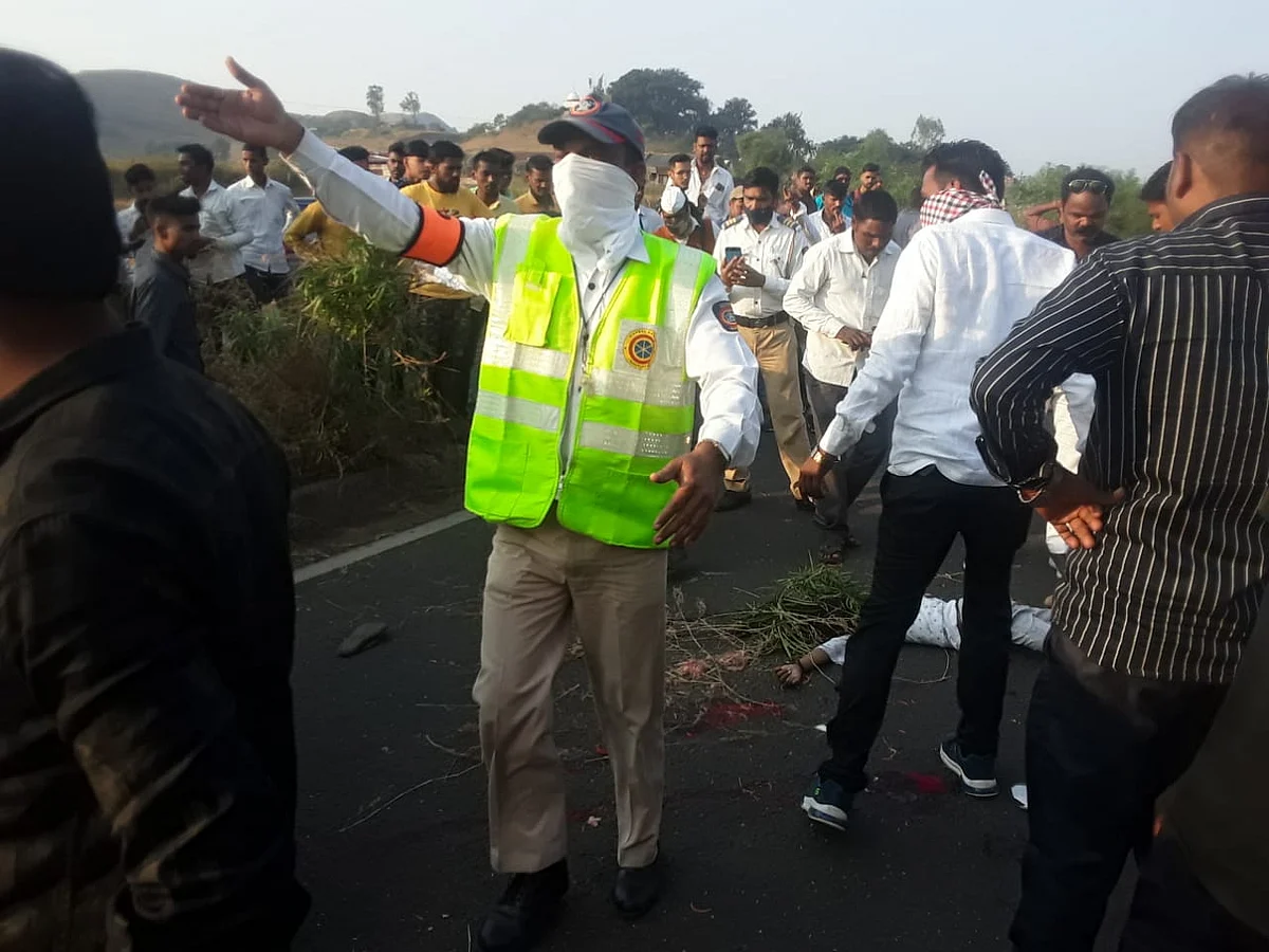 भीषण अपघातात तीन बालिकांसह एका युवकाचा जागीच मृत्यू