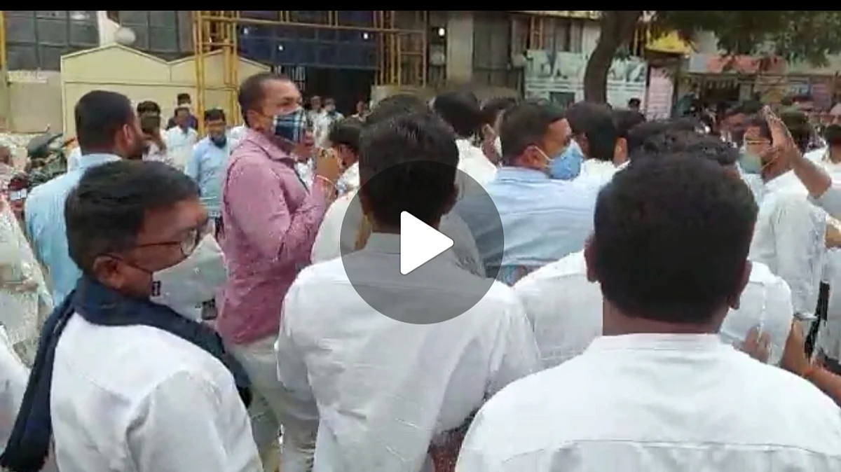 VIDEO : कोपरगावात कालवा सल्लागार समितीच्या बैठकीत राडा