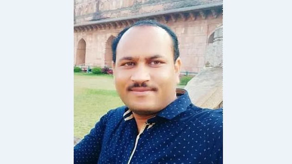 बालविकास प्रकल्प अधिकारी रमेश बनकर यांचे अपघाती निधन