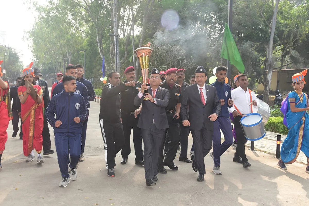 Photo Gallery : सुवर्णमहोत्सवी विजयी मशालचे भव्य स्वागत