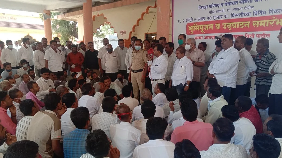 वाकडीची ग्रामसभा खंडेराय देवस्थान विश्वस्त, तंटामुक्ती विषयावर गाजली