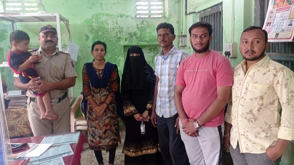 दिड तासाच्या आत हरवलेल्या बालकाला दिले आईच्या ताब्यात