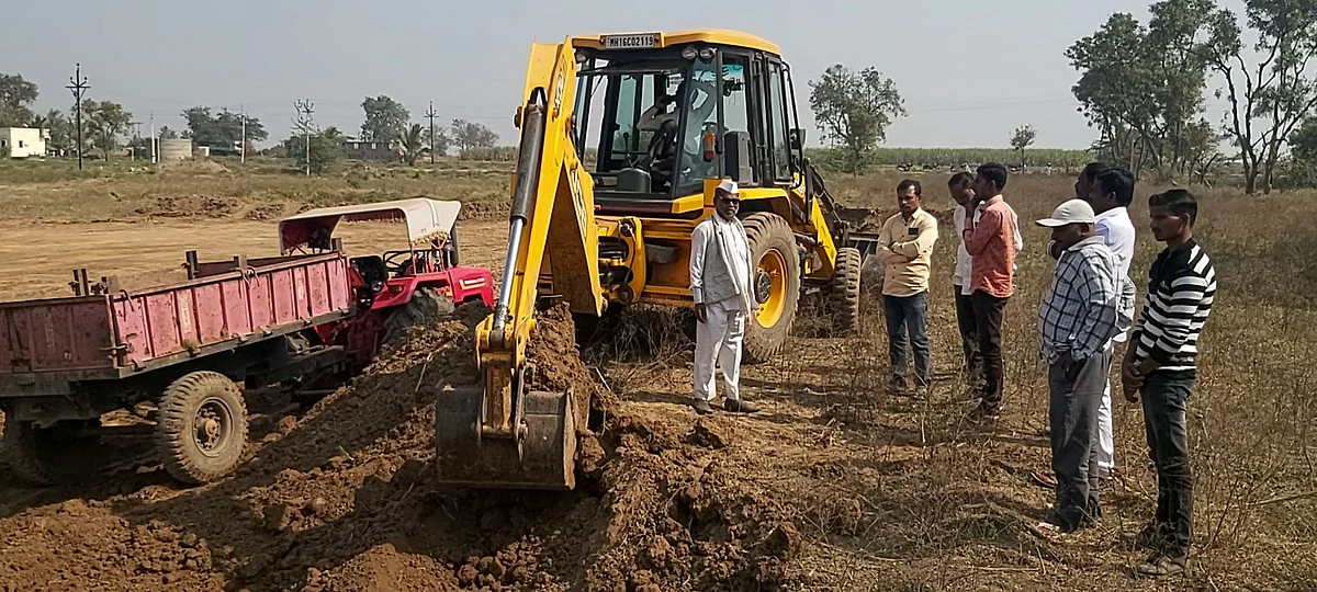 आरडगावच्या सौरउर्जा प्रकल्पाचे काम वंचित आघाडीने बंद पाडले