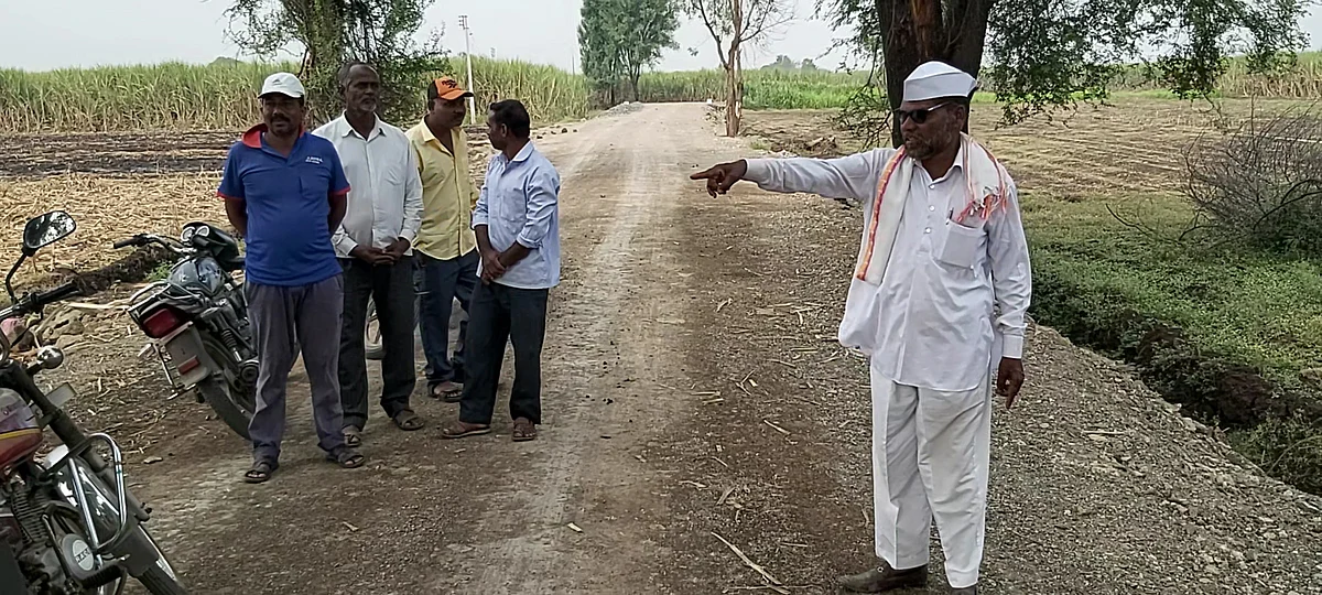 मानोरी-वाघवस्ती मुख्यमंत्री ग्रामसडक योजनेतील रस्त्याबाबत शेतकर्यांचा उपोषणाचा इशारा