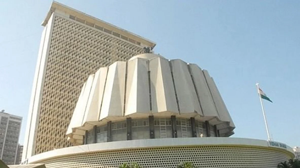 शेतकऱ्यांना अनुदान देण्यासाठी सरकार कटिबद्ध