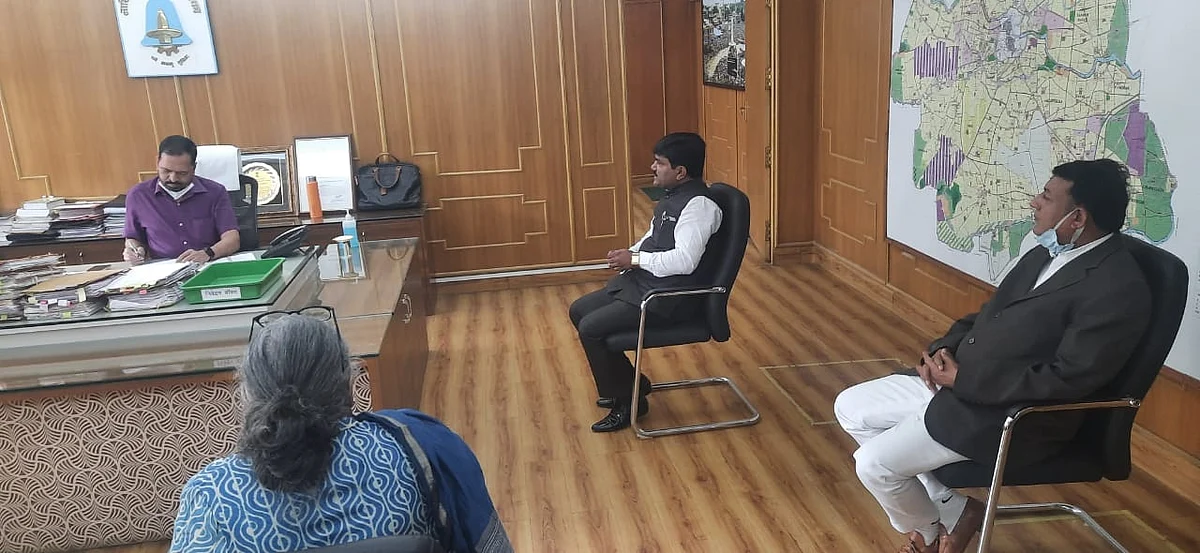 नाशिकची वाहतूककोंडी सोडविण्यासाठी 'हे' करा
