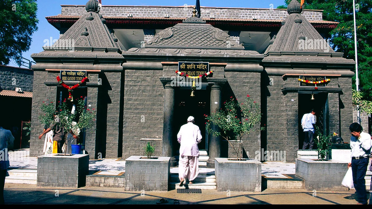 ग्रामस्थांसाठी स्वतंत्र दर्शन व्यवस्था प्रवेशद्वार क्रमांक तीनमधून करावी