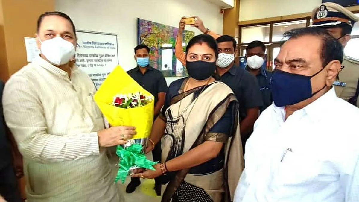 गृहमंत्री दिलीप वळसे पाटील यांचे जळगावात आगमन