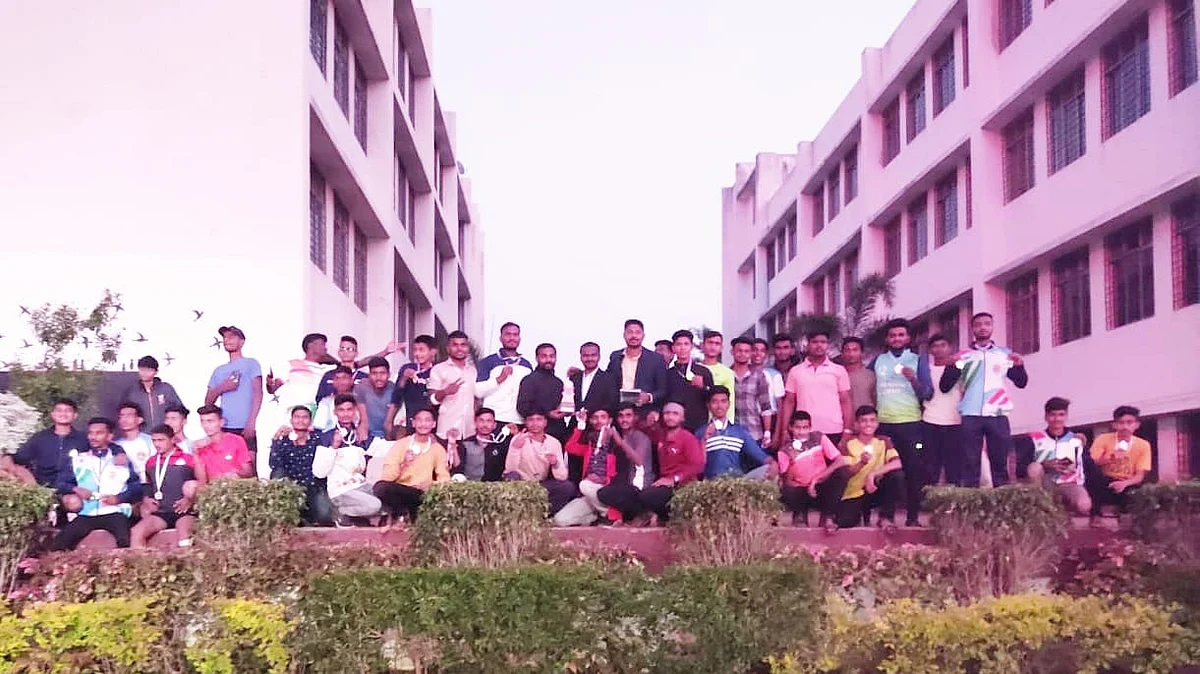 8 व्या राज्यस्तरीय स्टुडंट ओलंपिक स्पर्धेत जळगावच्या संघाने केली 11 गोल्ड, 14 सिल्व्हर, 6 ब्रॉझ मेडलची लयलूट