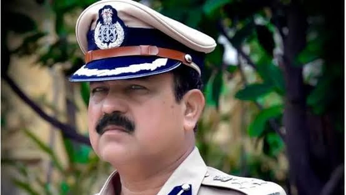 डिआयजींकडून नगर शहरातील पोलीस ठाण्याची तपासणी
